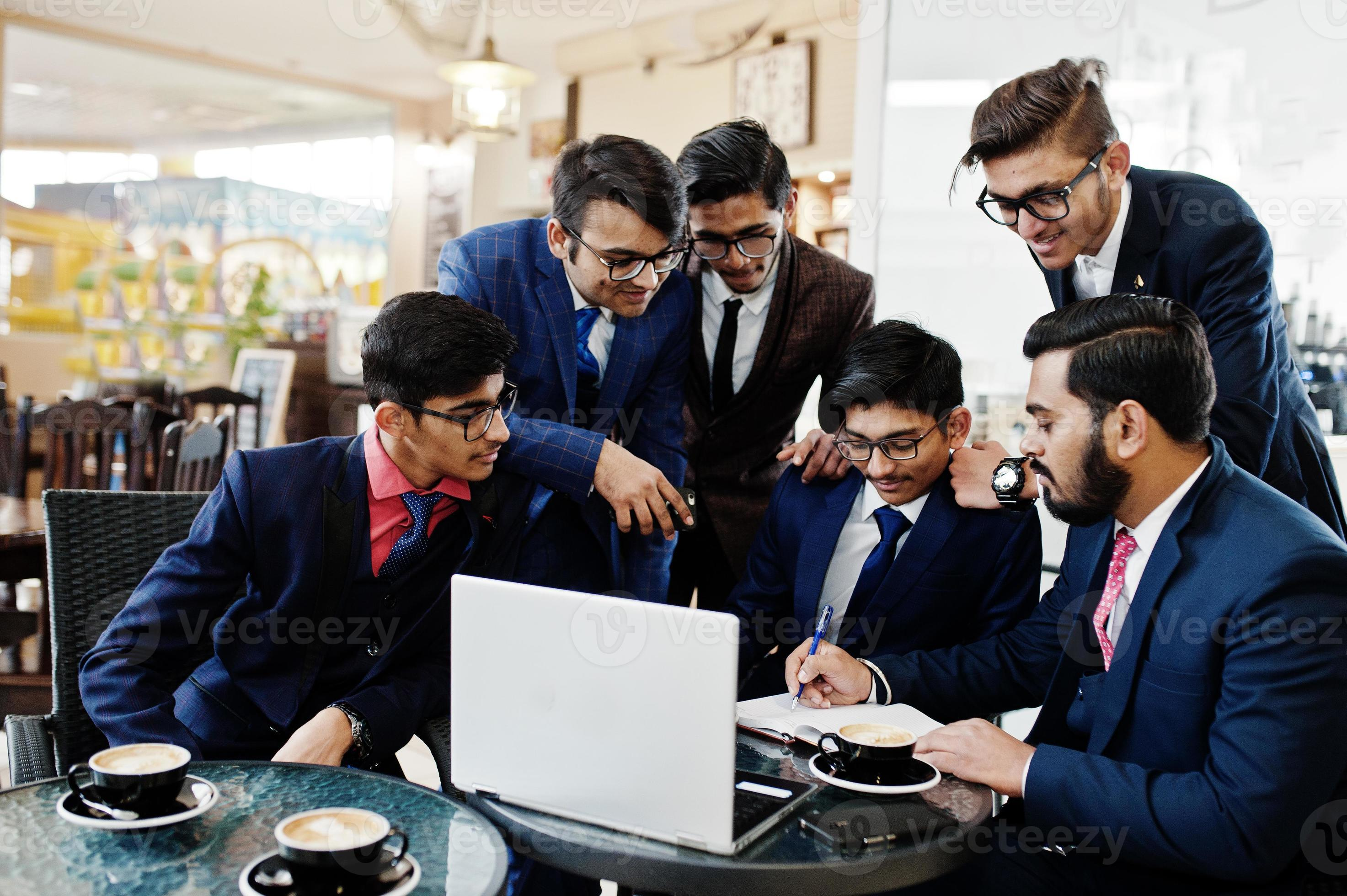 Digital Marketing Strategy for B2B Companies in 2025